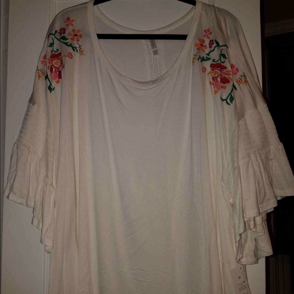 xhilaration bohemian short sleeve shirt